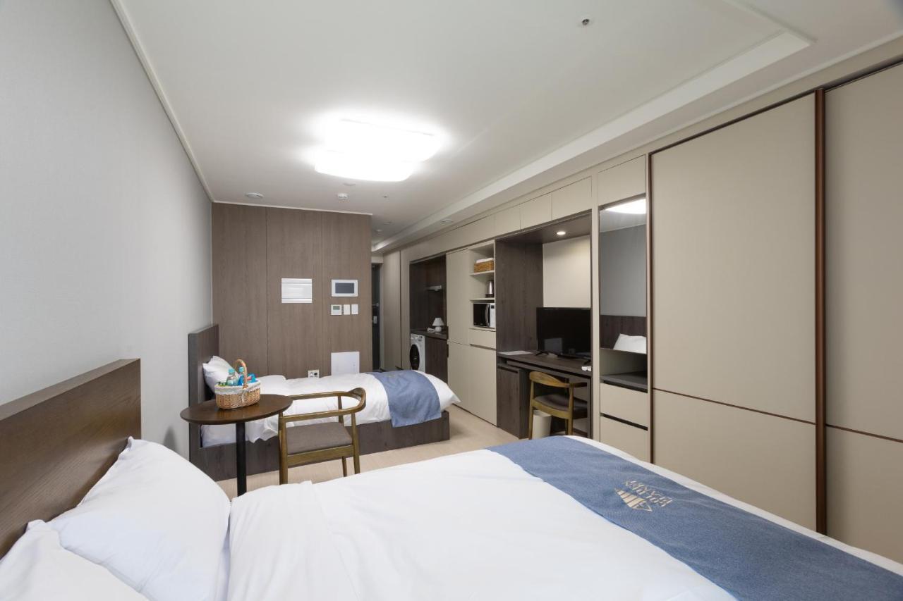 Golden Planet Hotel Icheon Esterno foto